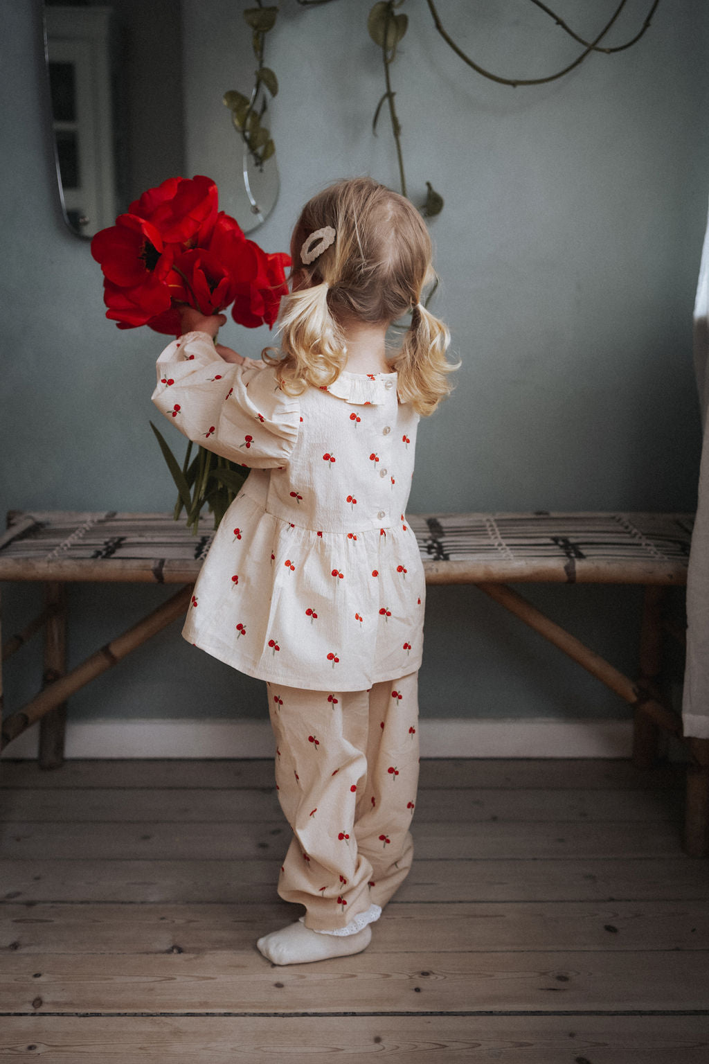 flower blouse | sandshell