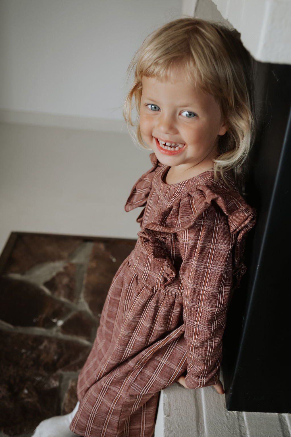 miro ls ruffle dress | chicory coffee