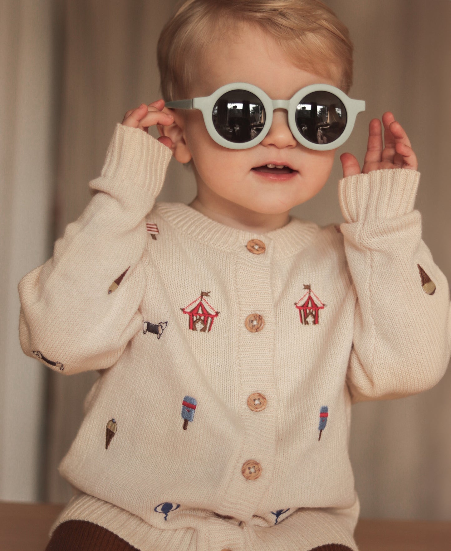 magic embr. cardigan | sandshell